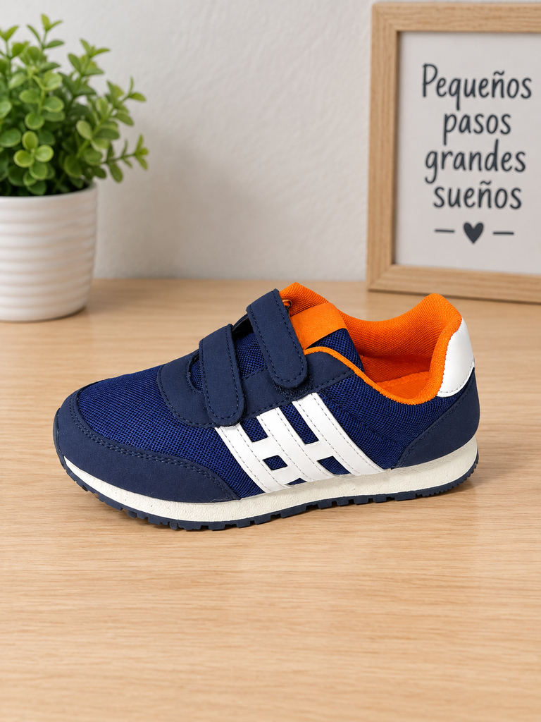 Zapatillas de niños para el cole .